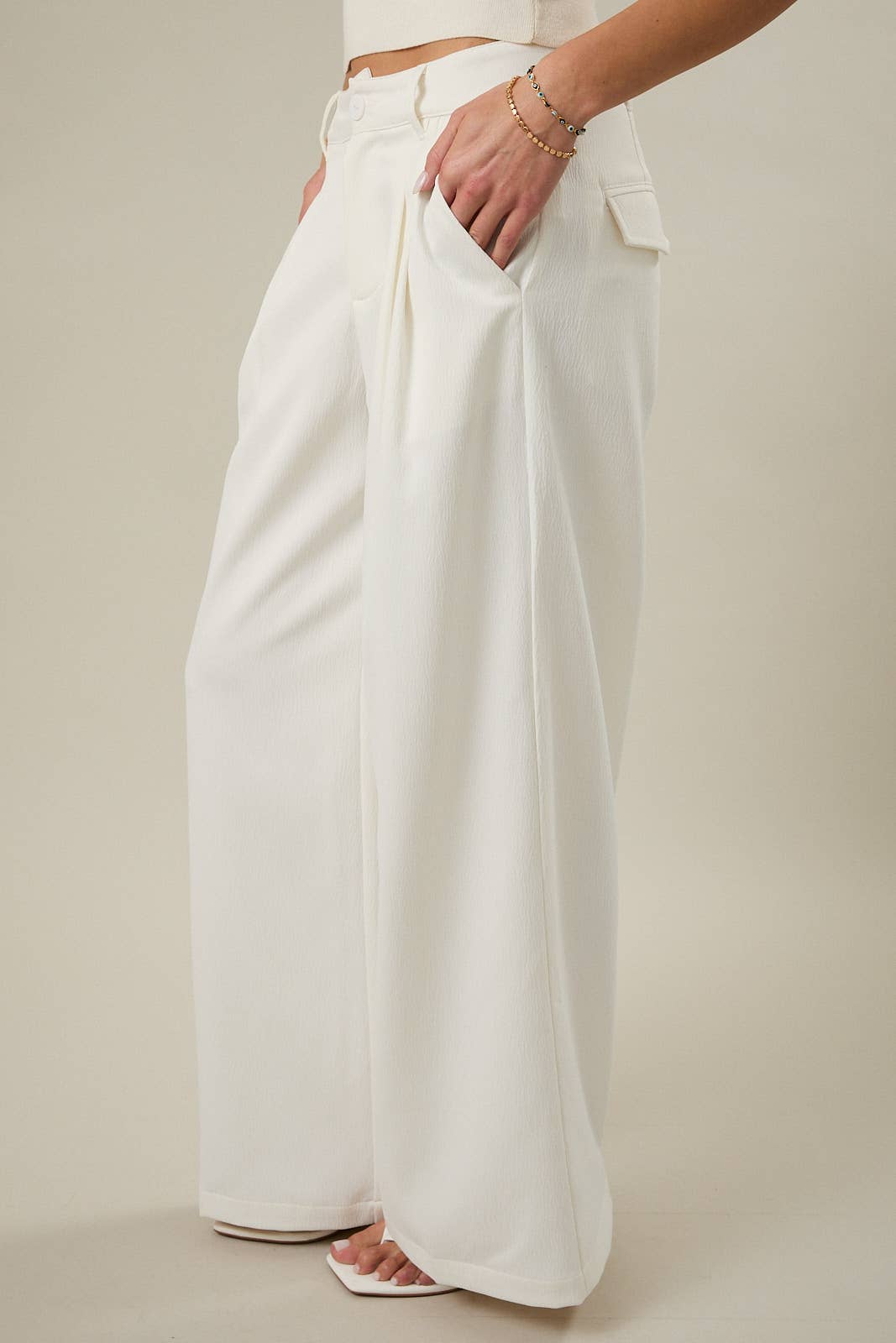 Pleat Detail Trouser