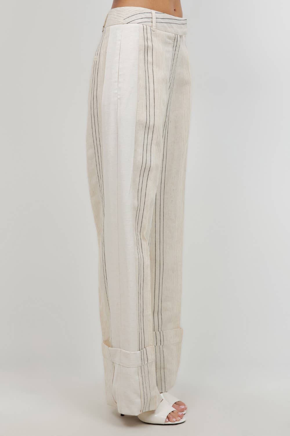 Premium- Pinstripe Wide Leg Pants