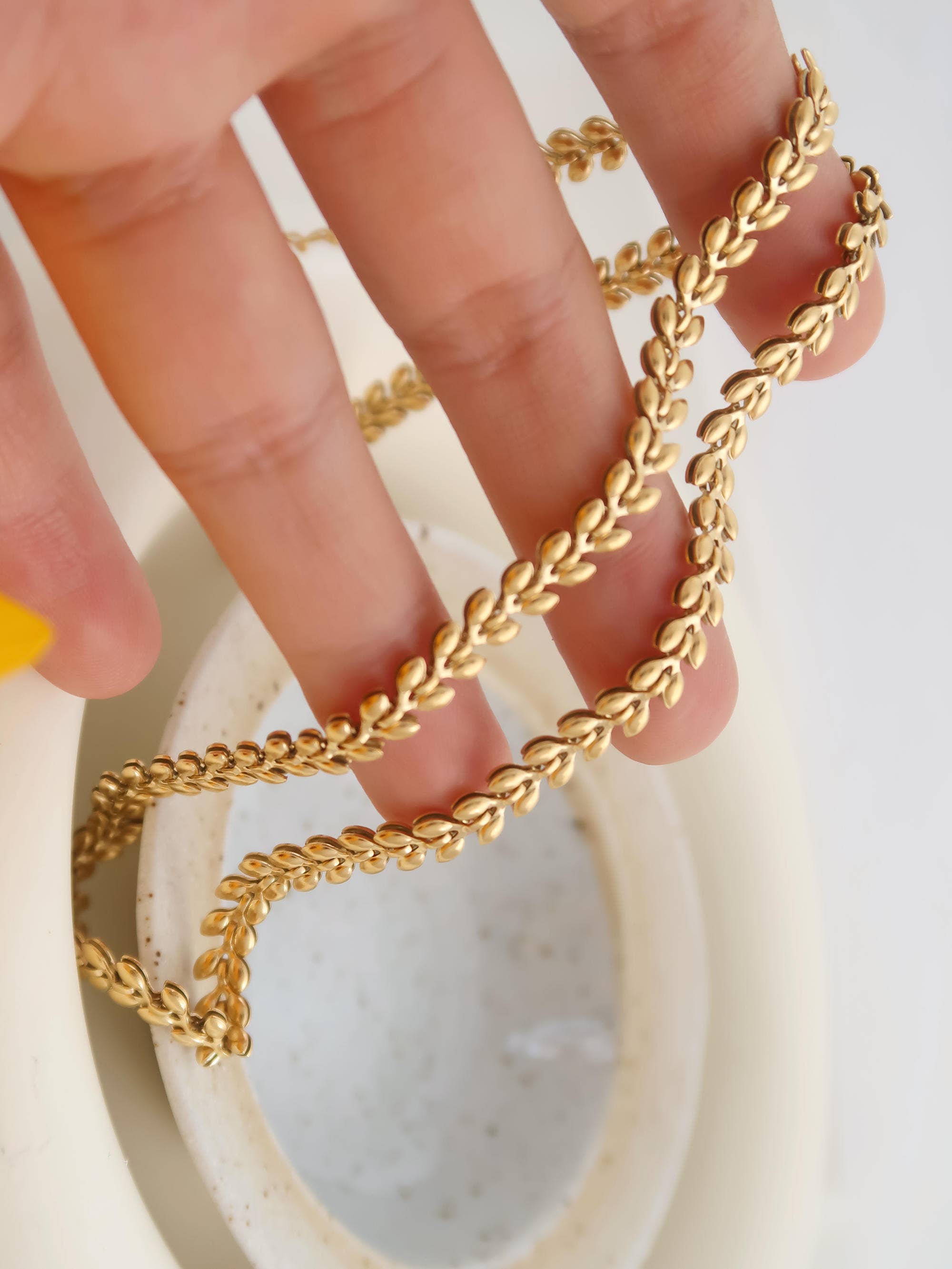 Vern Chain Necklace